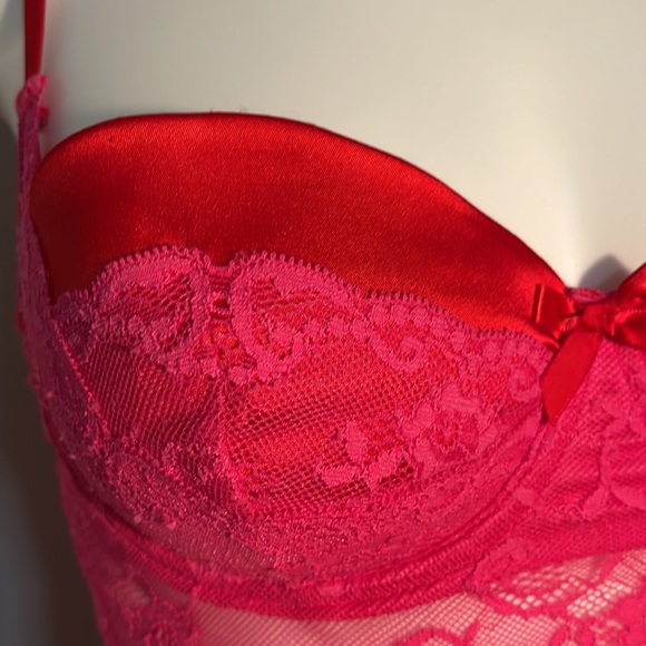 36C Vs Victoria’s Secret Very Sexy Red & Pink Lace lingerie slip baby doll - Picture 3 of 15